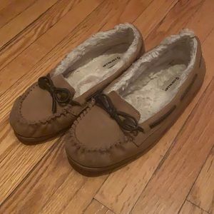 Airwalk tan moccasins